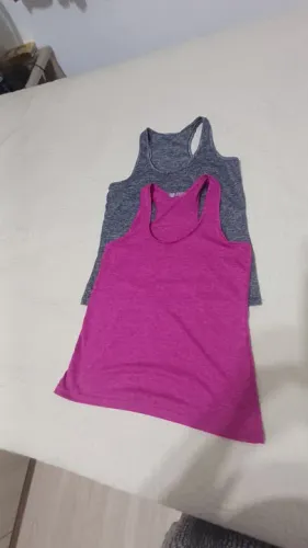 Camisetas academia P Cinza e Rosa
