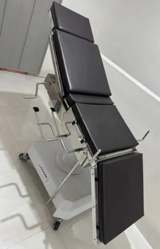 Mesa cirúrgica (promoção)