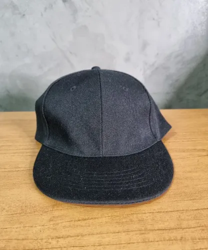 Boné Preto Liso