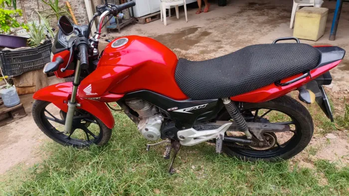 Vendo fan 2020 quitada em dias pronta para trasferencia