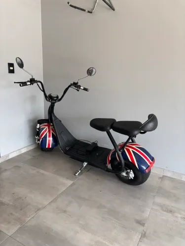 Scooter elétrica 