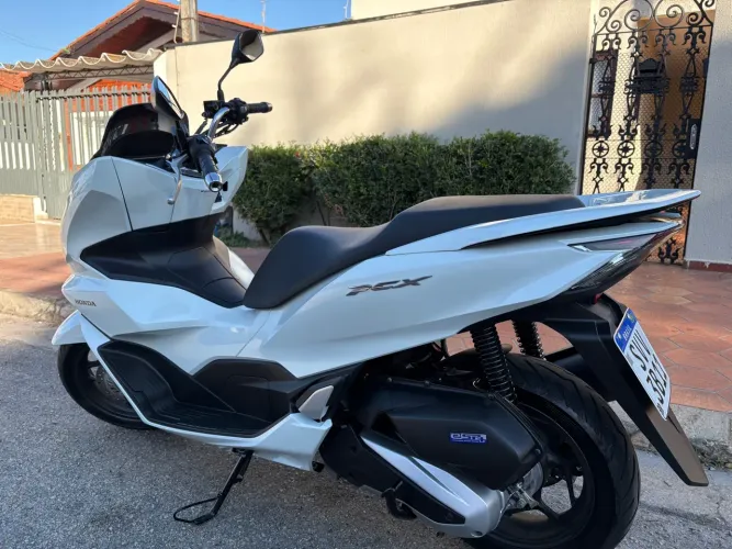 PCX 160 2024 - estado de ZERO - apenas 2.100 kms