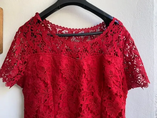 Vestido de festa renda vermelho escuro