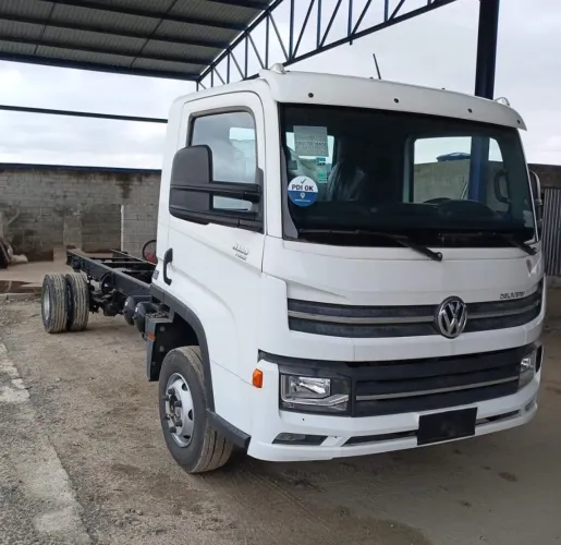 VW 11.180 Delivery ano 2023, 4x2, no chassi, 0 Km, no RJ