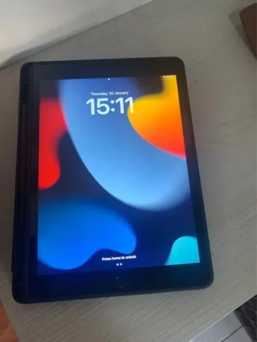 iPad 9ª Geração 64GB + Caneta WB - Ótimo Estado