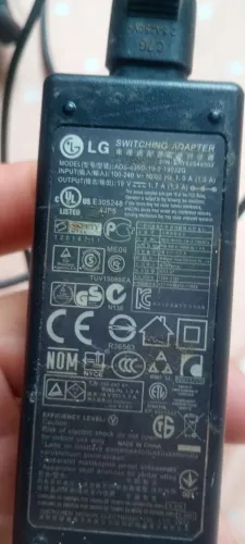 Fonte Original LG ADS-40SG-19-2-19032G - 19V 1.7A