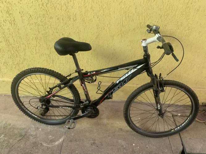 Bicicleta Aro 26 TSW A15.0 Cross Country - Ótimo estado!