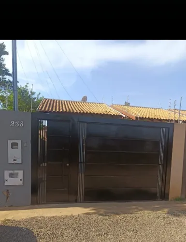 Vende-se casa já financiada, Não precisa tranferir financiamento.