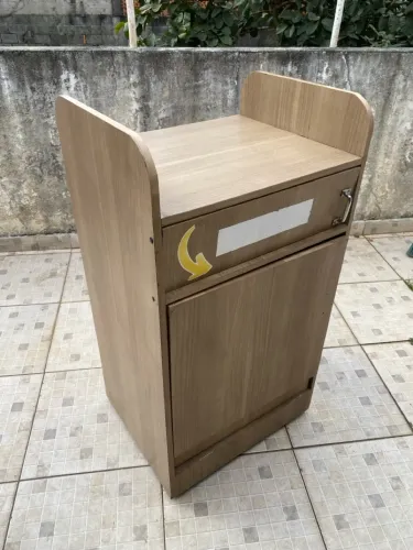 ? Lixeira Fast Food Basculante - MDF