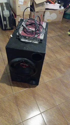 Caixa de som e Potência 