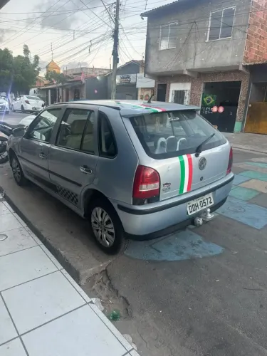Volkswagen Gol Geração III Power 1.0 MI 16V Gasolina Mec. 4P 2002