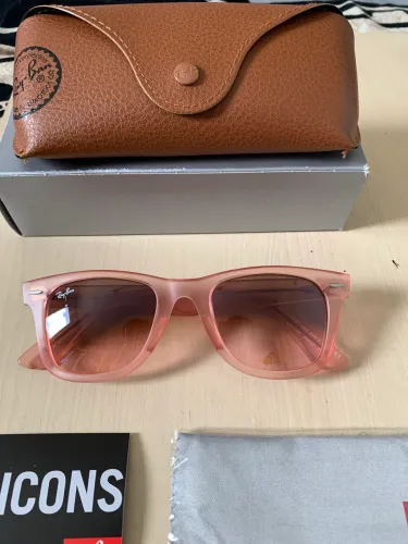 Ray Ban Wayfarer Ice Pop - NOVO