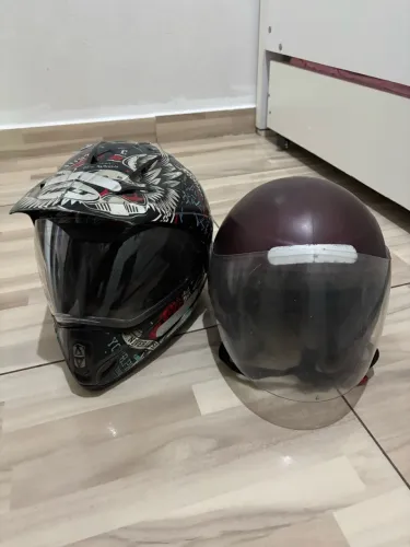 Capacete usado