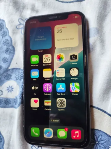 iPhone XR funcionando corretamente sem conta bateria 100%