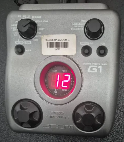 Pedal Zoom G1 Efeitos - (Usado)