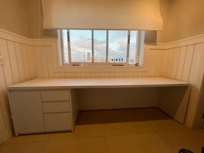 Mesa/ Escrivaninha