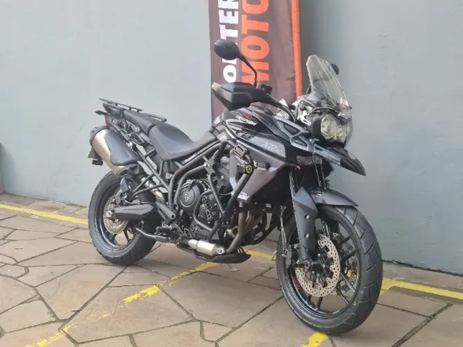 Triumph Tiger 800 XRX completa