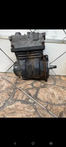 Compressor de ar Volvo Fh4 Fm4 D13 (em boas condições)