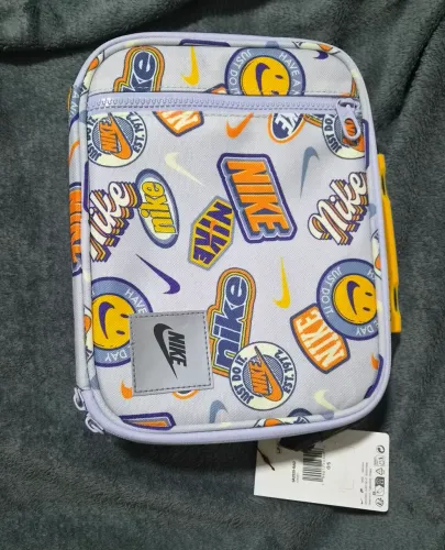 Lancheira Nike 4L