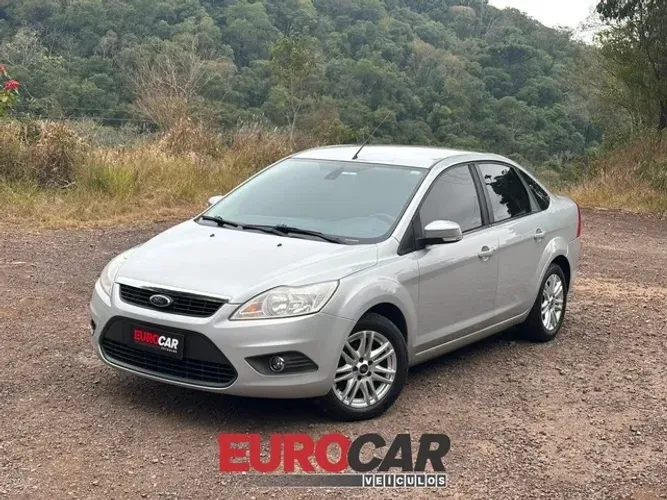Ford Focus Sedan 2.0 16v/2.0 16V Flex 4P 2013