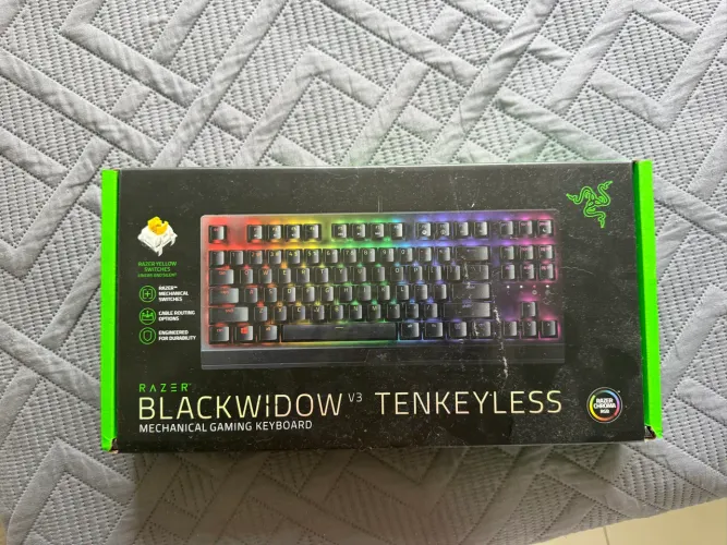 Vendo Teclado Razer Blackwidow v3 tenkeyless usado 