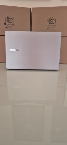 Notebook Samsung i5 10geração, 8g de ram, ssd 512g, placa de video nvidea mx11 2g