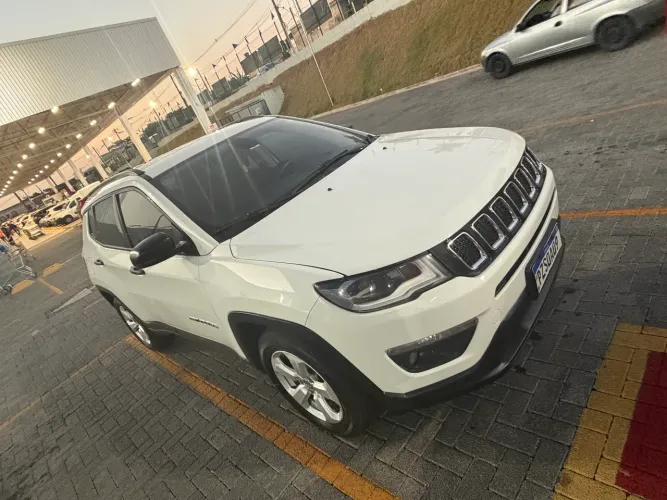 Jeep Compass Sport 2.0 4X2 Flex 16V Aut. 2017