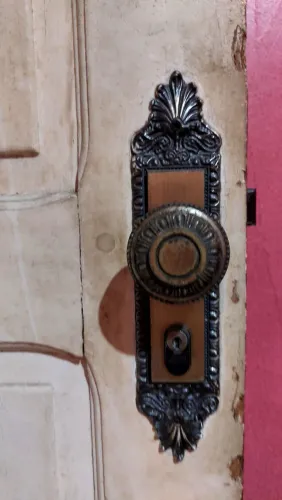 Porta 70cm por 2 e 10 de altura