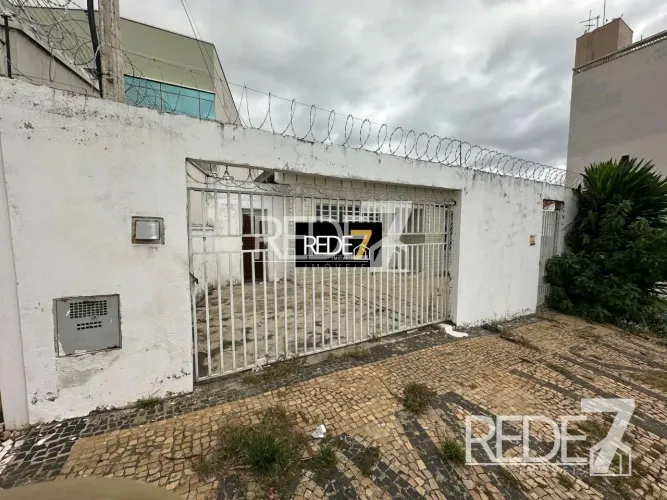 CASA RESIDENCIAL em Campinas - São Paulo, Jardim São Rafael