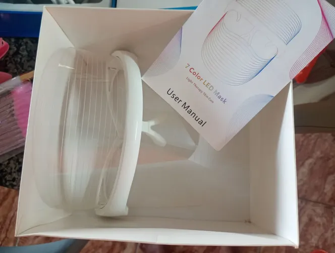 Máscara facial LED 7 cores funciona sem fio