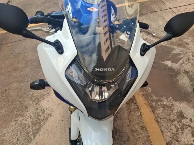 Excelente moto CBR 600F