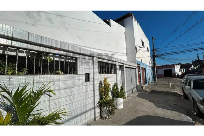 "Seu Novo Lar na Vibrante Cidade da Esperança"