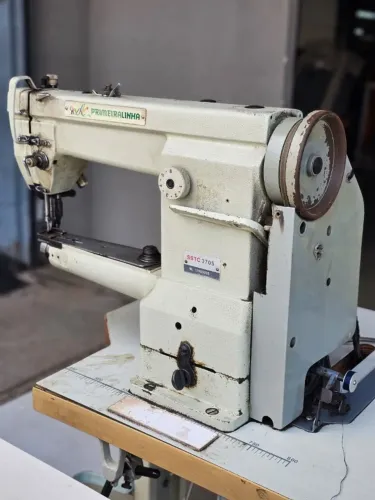 MAQUINA DE COSTURA INSDUSTRIAL MOD:SSTC-3705