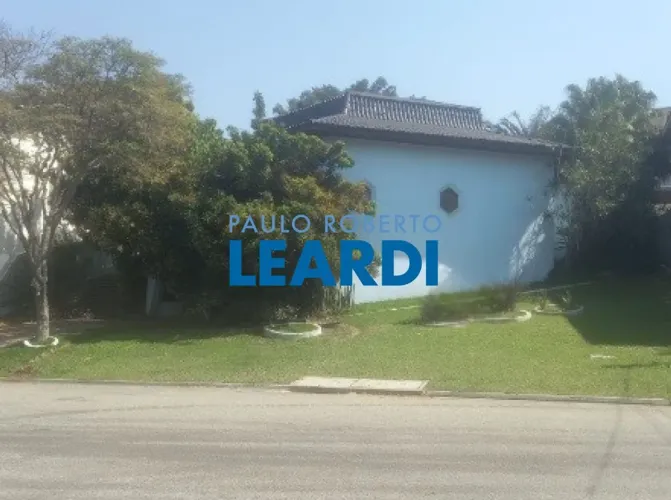 CASA EM CONDOMÍNIO - ALPHAVILLE - SP