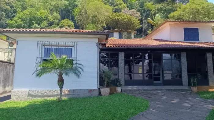 Casa Valparaíso, ampla, 600 m², infraestrutura, comercial, residencial - Petrópolis - RJ