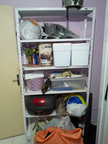 Estante de aço 6 prateleiras usada