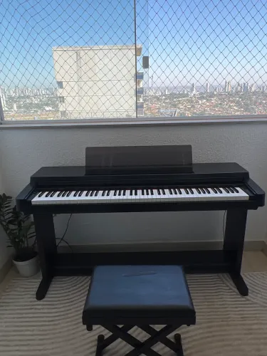 Piano Yamaha Clavinova CLP 560