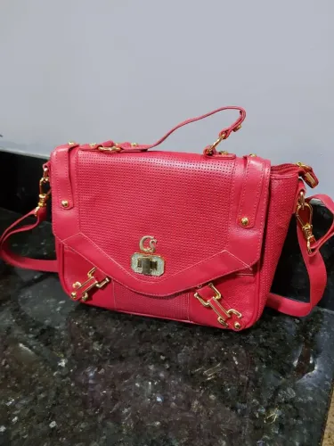 Bolsas em couro Carmem Steffens 