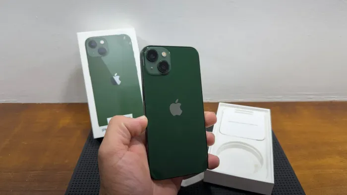 IPhone 13 128GB verde - semi novo