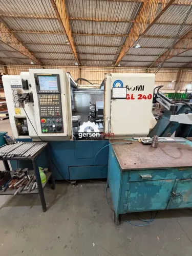 TORNO CNC ROMI GL240 - ANO 2012
