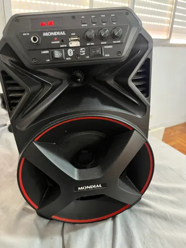 Caixa de som mundial