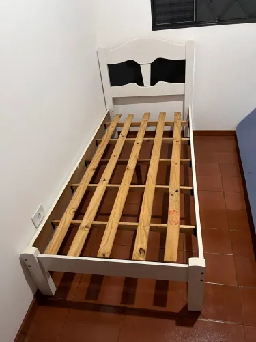 Cama solteiro + colchão