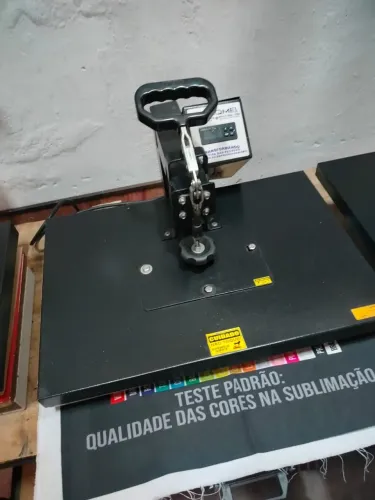 Prensa térmica tamanho 60x40 de gaveta zeradinha