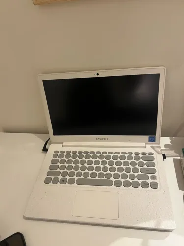 Notebook samsung flash branco