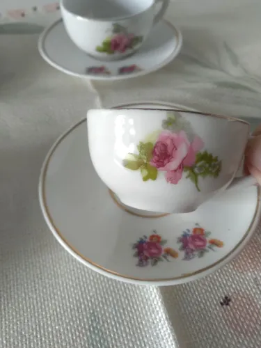 Xicaras porcelana Maúa