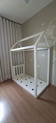Cama casinha montessoriana