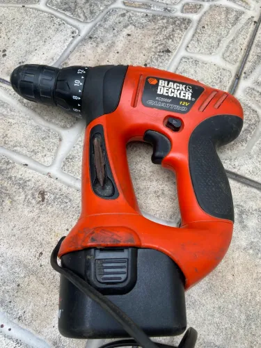 Parafusadeira Black Decker com defeito