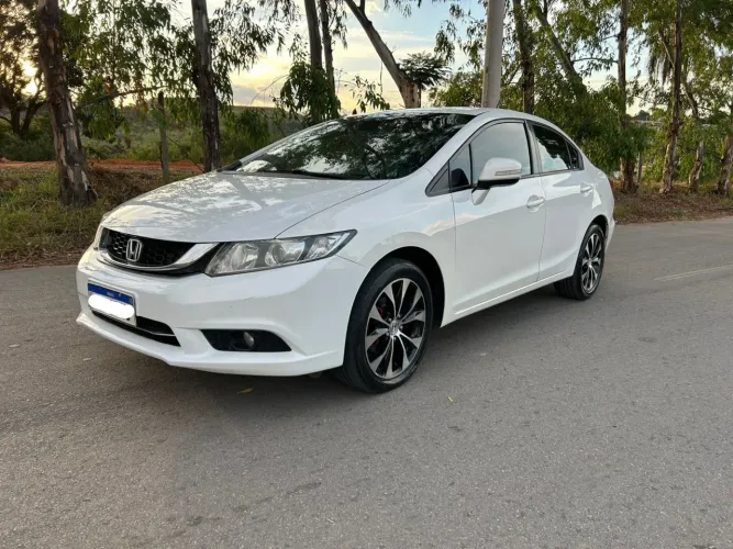 Honda Civic Sedan LXR 2.0 Flexone 16V Aut. 4P 2016