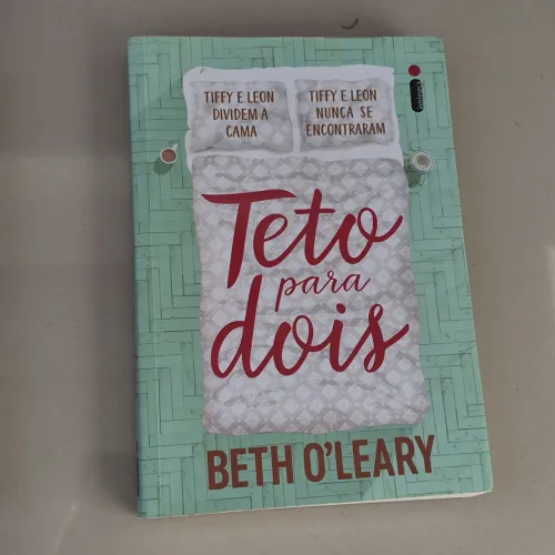 Livro Teto para Dois
