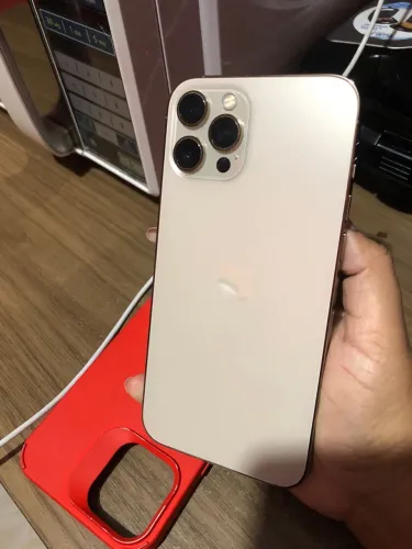 Vendo ou troco com volta iPhone 12 Pro Max completo 